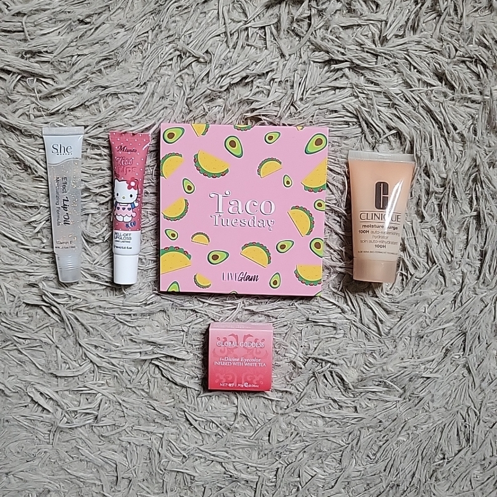 Beauty Bundle Taco Tuesday Eyeshadow Palette Clinique Moisture Surge Lips Eyes ✨